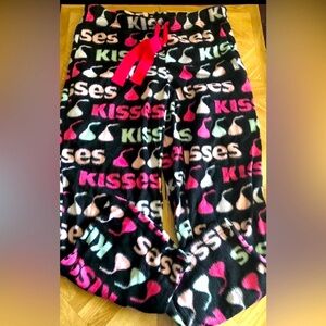 Kisses lounge pants L ( 12-14)